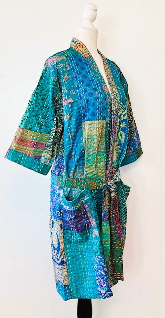 Short Patchwork Cotton and Silk Kimono With Kantha Embroidery Celebrates The Sea (blue)