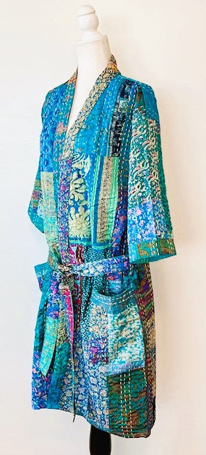 Short Patchwork Cotton and Silk Kimono With Kantha Embroidery Celebrates The Sea (blue)