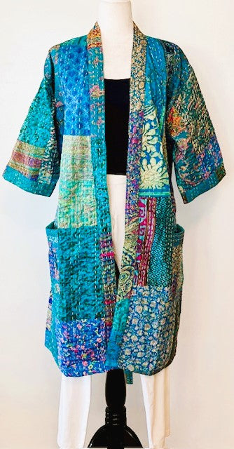 Short Patchwork Cotton and Silk Kimono With Kantha Embroidery Celebrates The Sea (blue)