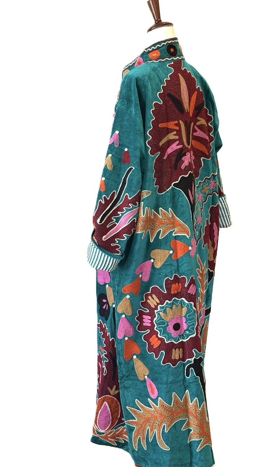 Jacket - Wearable Art, Suzani Hand Embroidered Kimono Duster Coat (Multicolored)
