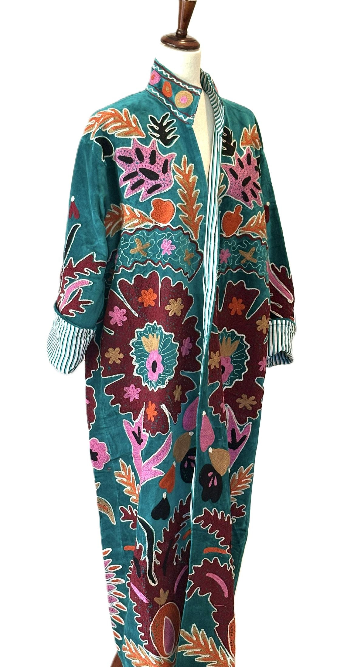 Jacket - Wearable Art, Suzani Hand Embroidered Kimono Duster Coat (Multicolored)