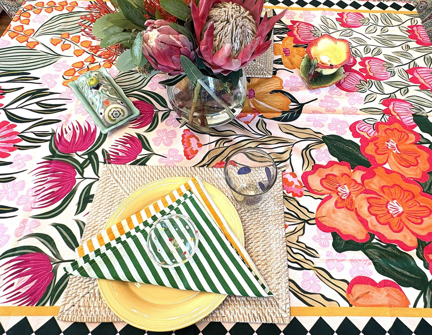Contemporary Rectangle Floral Tablecloth In An Unusual Colormix.