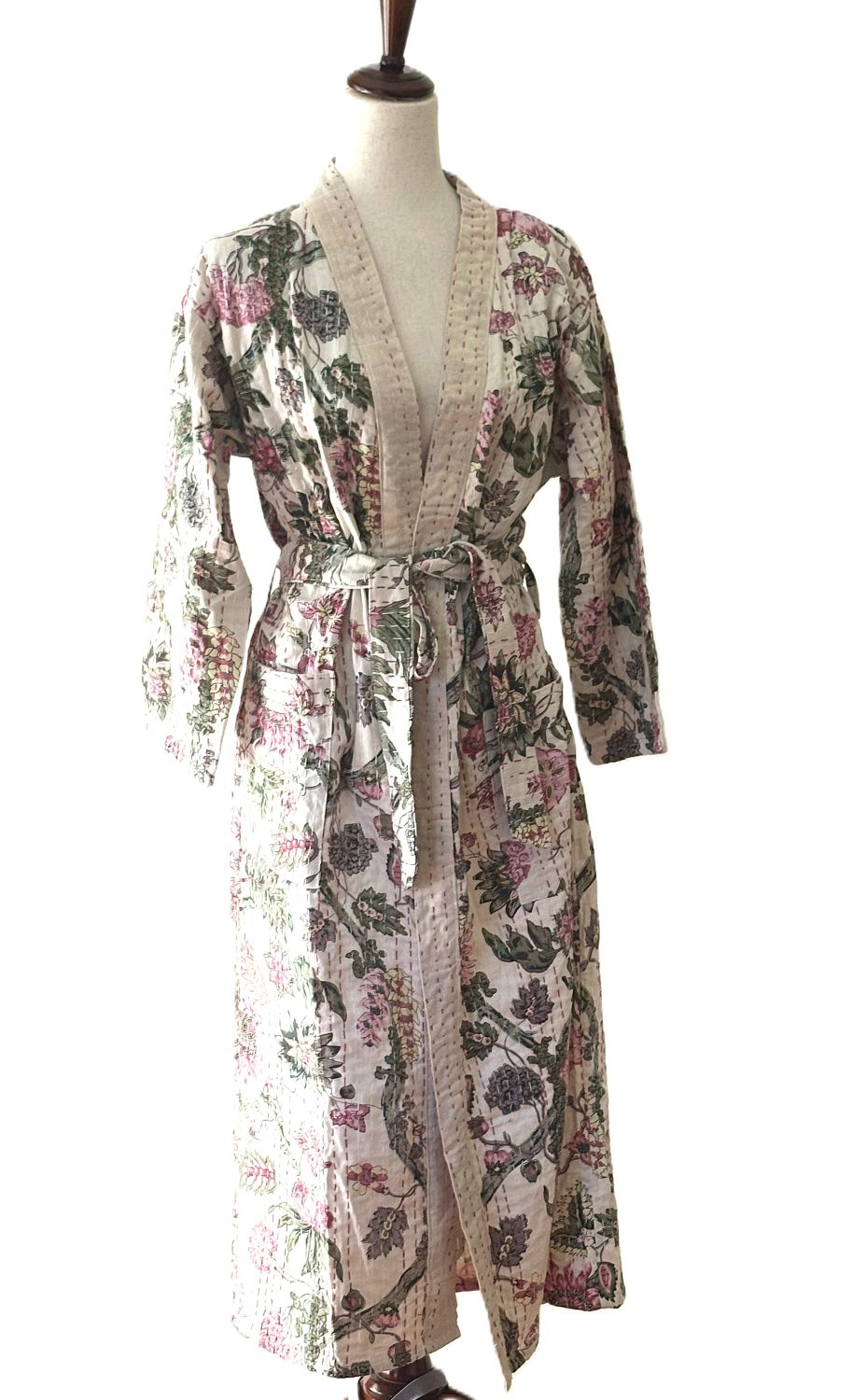 Long Floral Cotton Kimono With Kantha Embroidery. (White Multicolor)