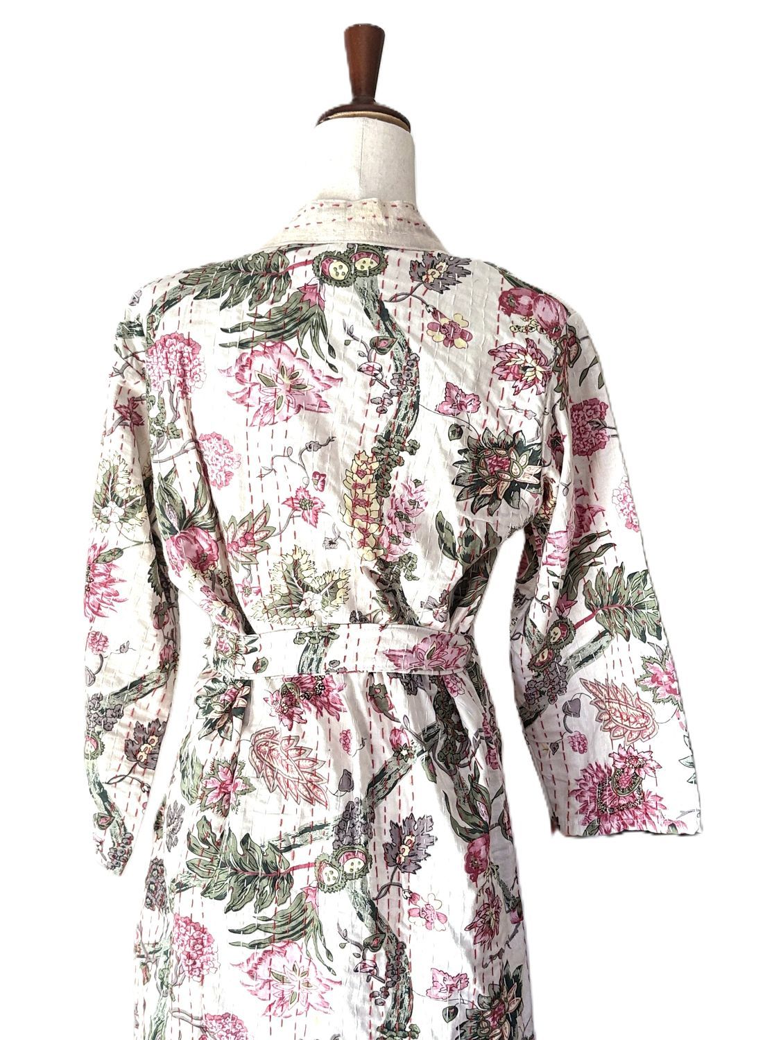 Long Floral Cotton Kimono With Kantha Embroidery. (White Multicolor)