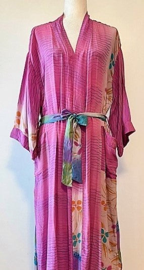 Silk Print Kimono Duster Is A Breath of Summer (Lilac)