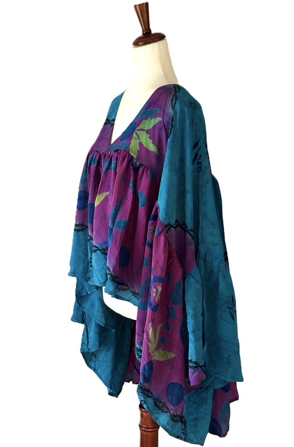Kantha Bae Crepe Sari Bell Sleeve Golddust Crop (Royal Purple)