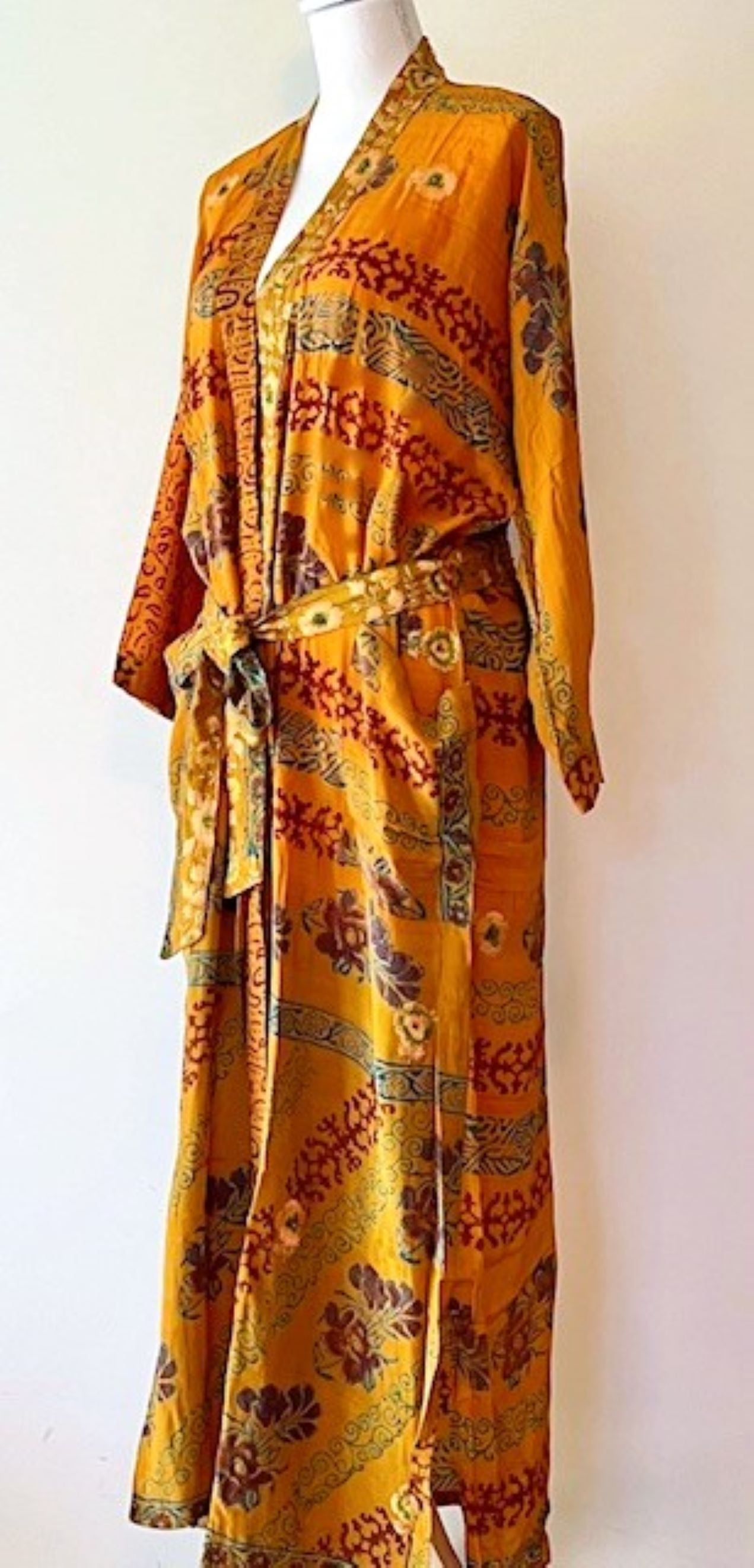 Luxurious Rich Silk Long Kimono Duster Raises The Room Temperature.