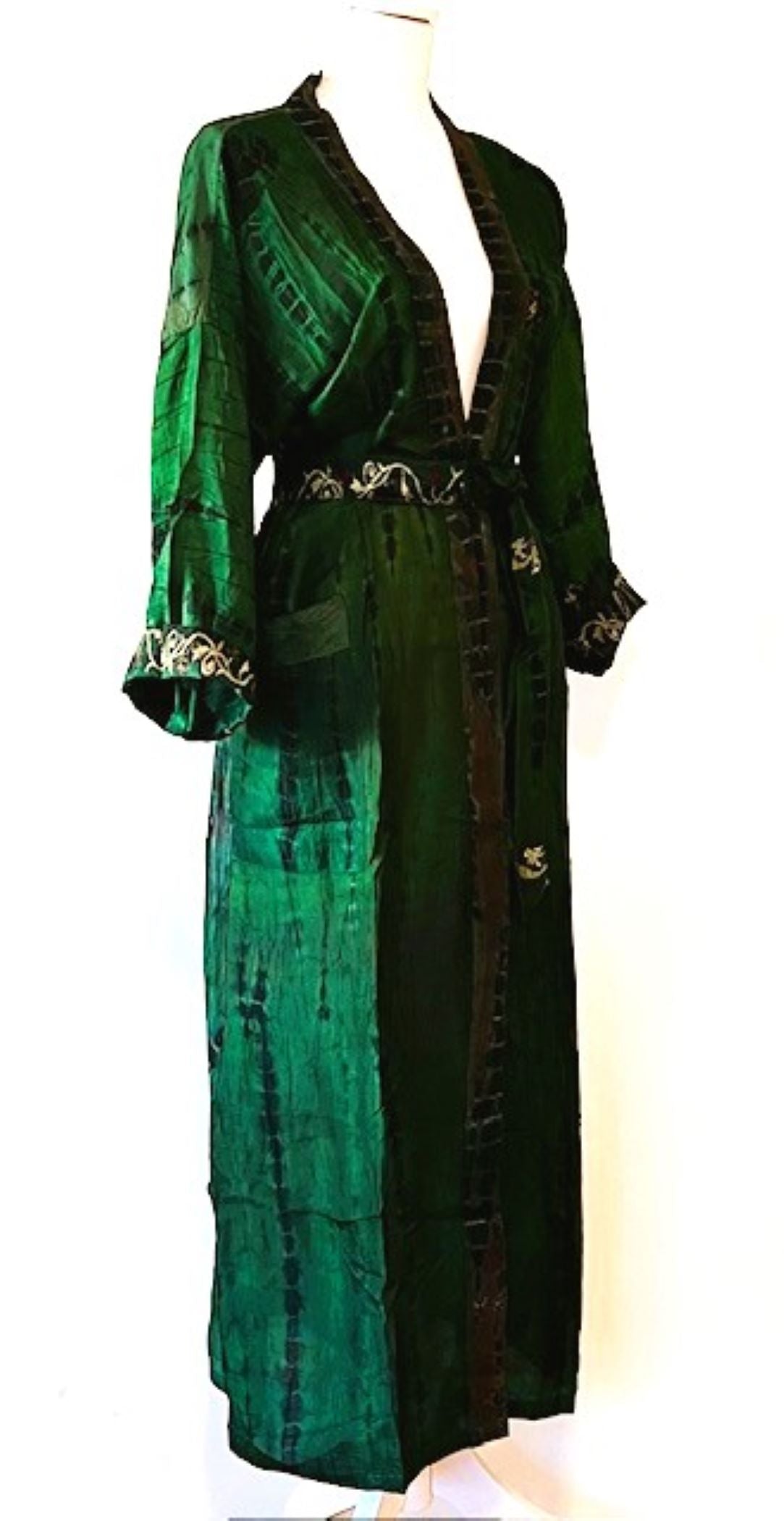 Luxurious Silk Kimono Duster, Feminine And Alluring In Emerald