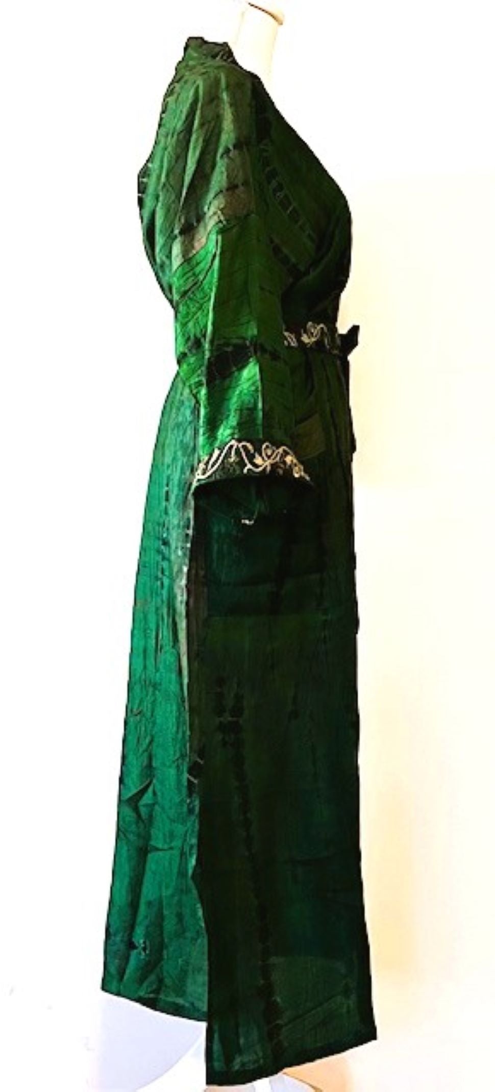 Luxurious Silk Kimono Duster, Feminine And Alluring In Emerald