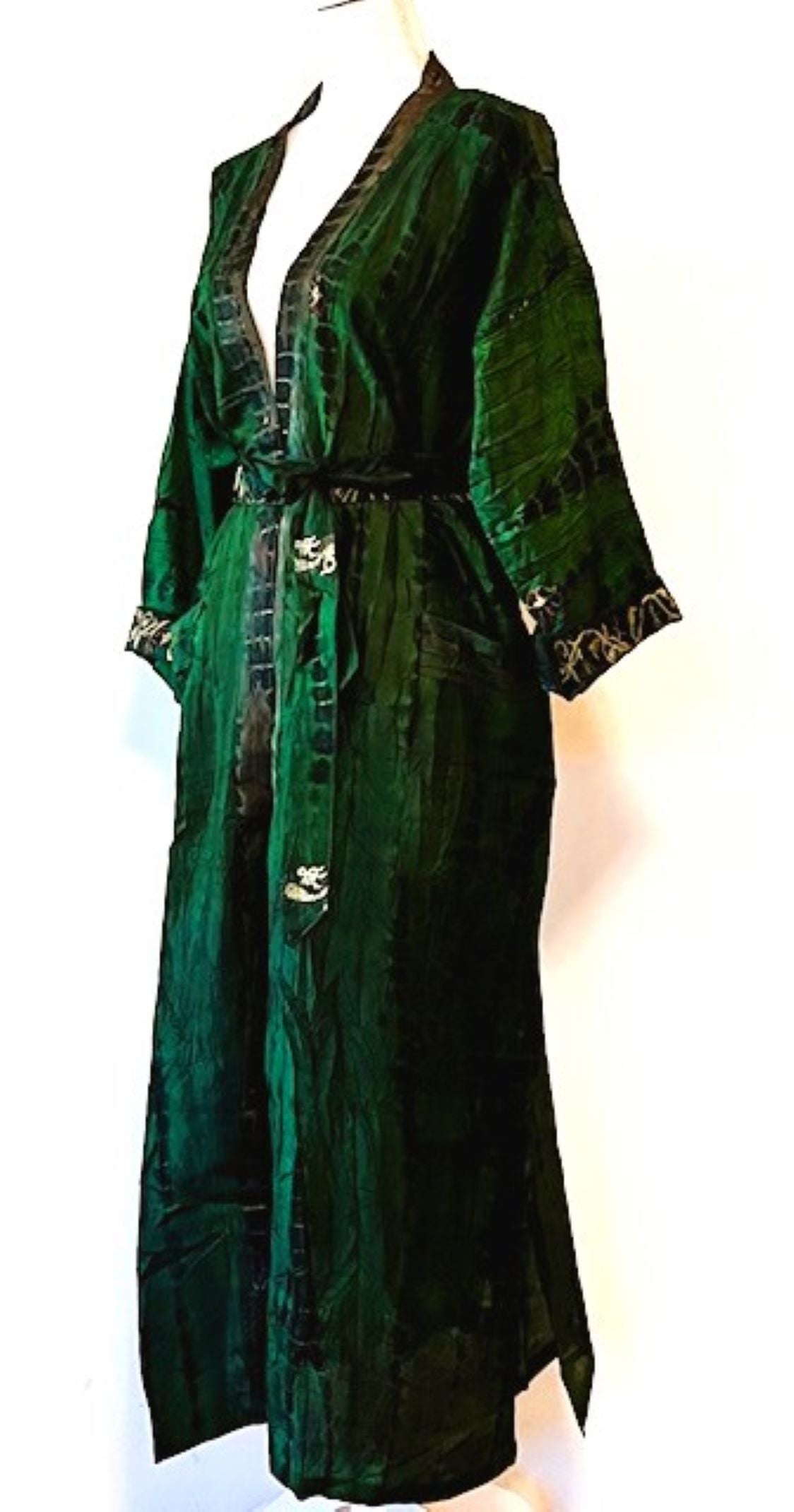 Luxurious Silk Kimono Duster, Feminine And Alluring In Emerald