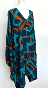 Geometric 4 Button Short Silk Tunic is Seasonless (Turquoise/Copper)