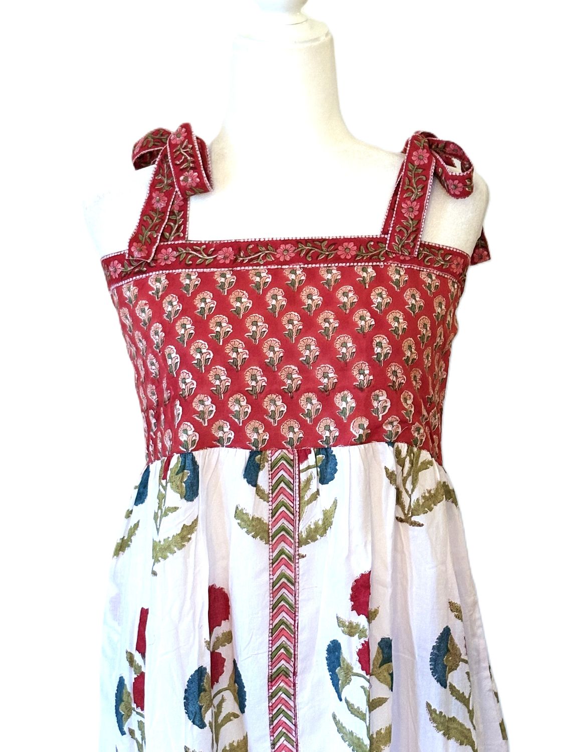 Dresses: Sleeveless Tie Shouldered Cotton Block Print Maxi. Mixed Print (Red White)