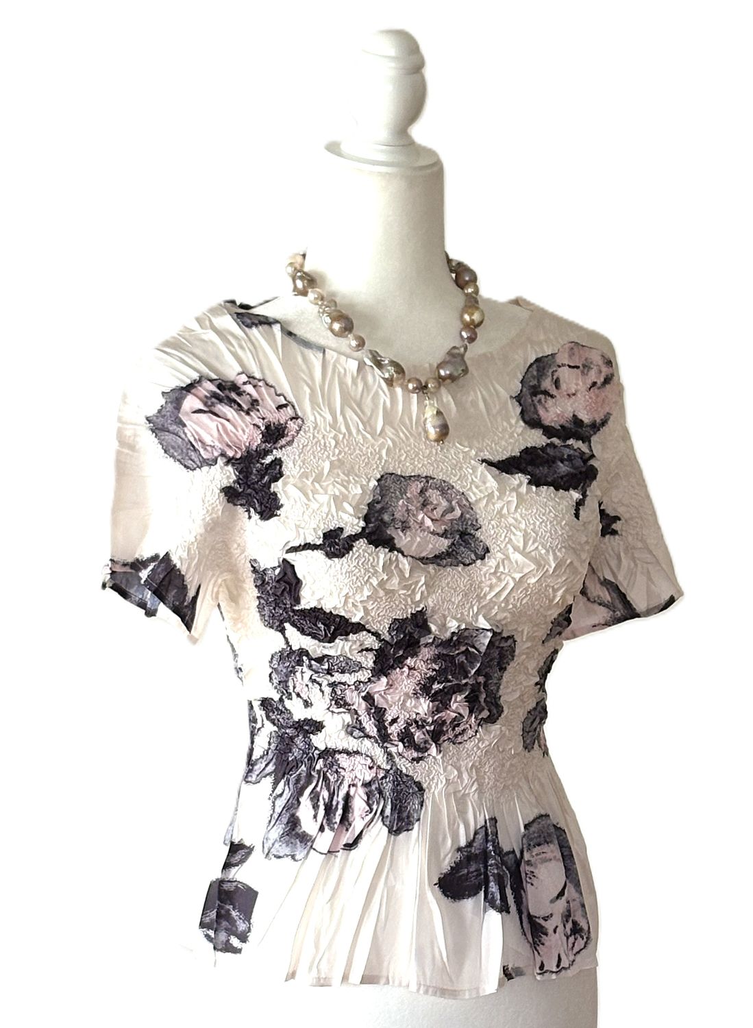 Sophisticated Floral Textured Pleated Top. A Statement Piece.