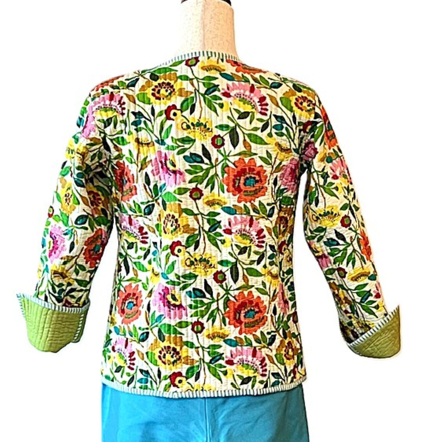 Reversible Cotton Quilted  Womens Jacket Comes Alive In This Beautiful Garden Print (Multi)