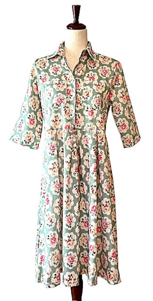 Classic Shirtdress Is An Easy Answer To The Daily Dilemna. (Mint Floral)