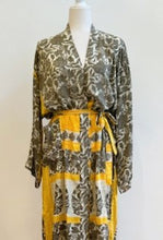 Luxury Rich Silk Print Kimono Duster Dress is Elegant (Gray and Yellow)