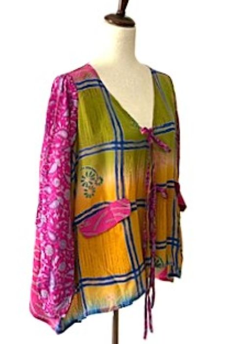 Kantha Bae Crepe Silk Butterfly Top is Groovy (Pink)