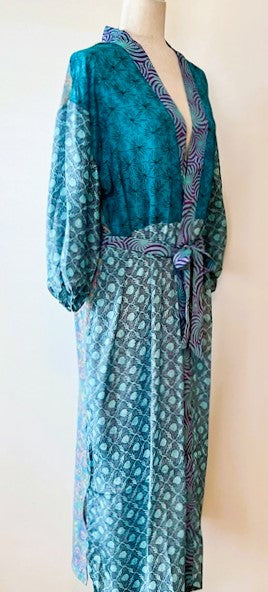 Luxurious Silk Kimono Duster, Feminine And Alluring (Royal)