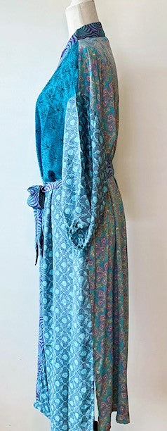 Luxurious Silk Kimono Duster, Feminine And Alluring (Royal)