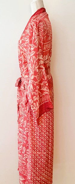 Luxurious Silk Kimono Duster, Feminine And Alluring (Coral)