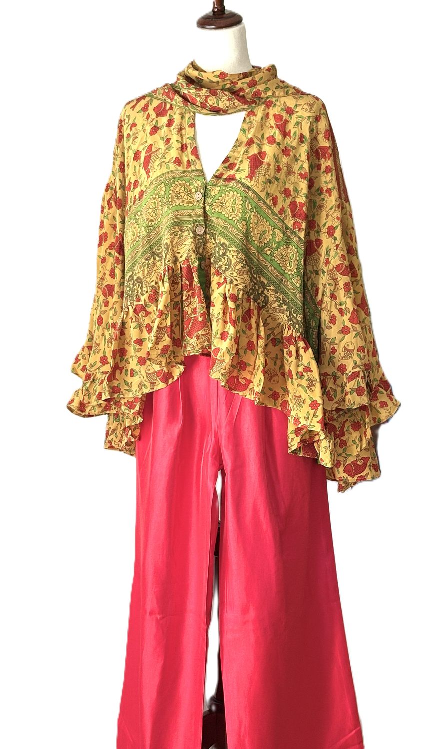 Kantha Bae Crepe Sari Wid Rose Romantic Top  (Red Poppies)
