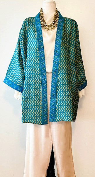 Short Silk Open Jacket Turns Any Outfit Into A Designer Look. (Turquoise)