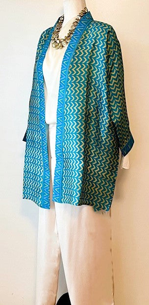 Short Silk Open Jacket Turns Any Outfit Into A Designer Look. (Turquoise)