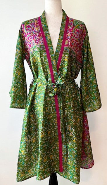 Exceptional Print In Our Cape Sleeve Silk Kimono Duster Dress (Green)