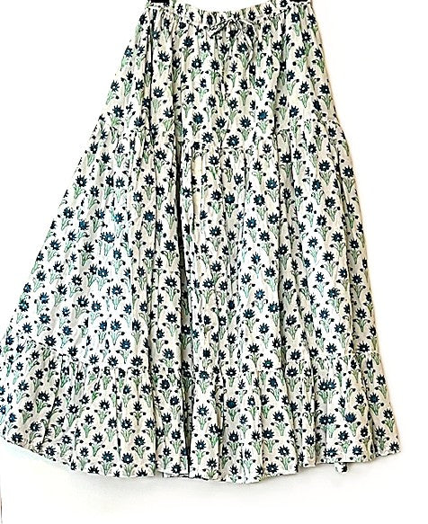 Skirt: Long Cotton Tiered Skirt with Pockets is a must in your wardrobe (Blue Flowers)