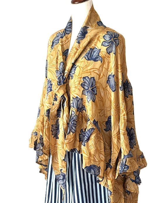 Kantha Bae Crepe Sari Wid Rose Romantic Top  (Blue Lily)