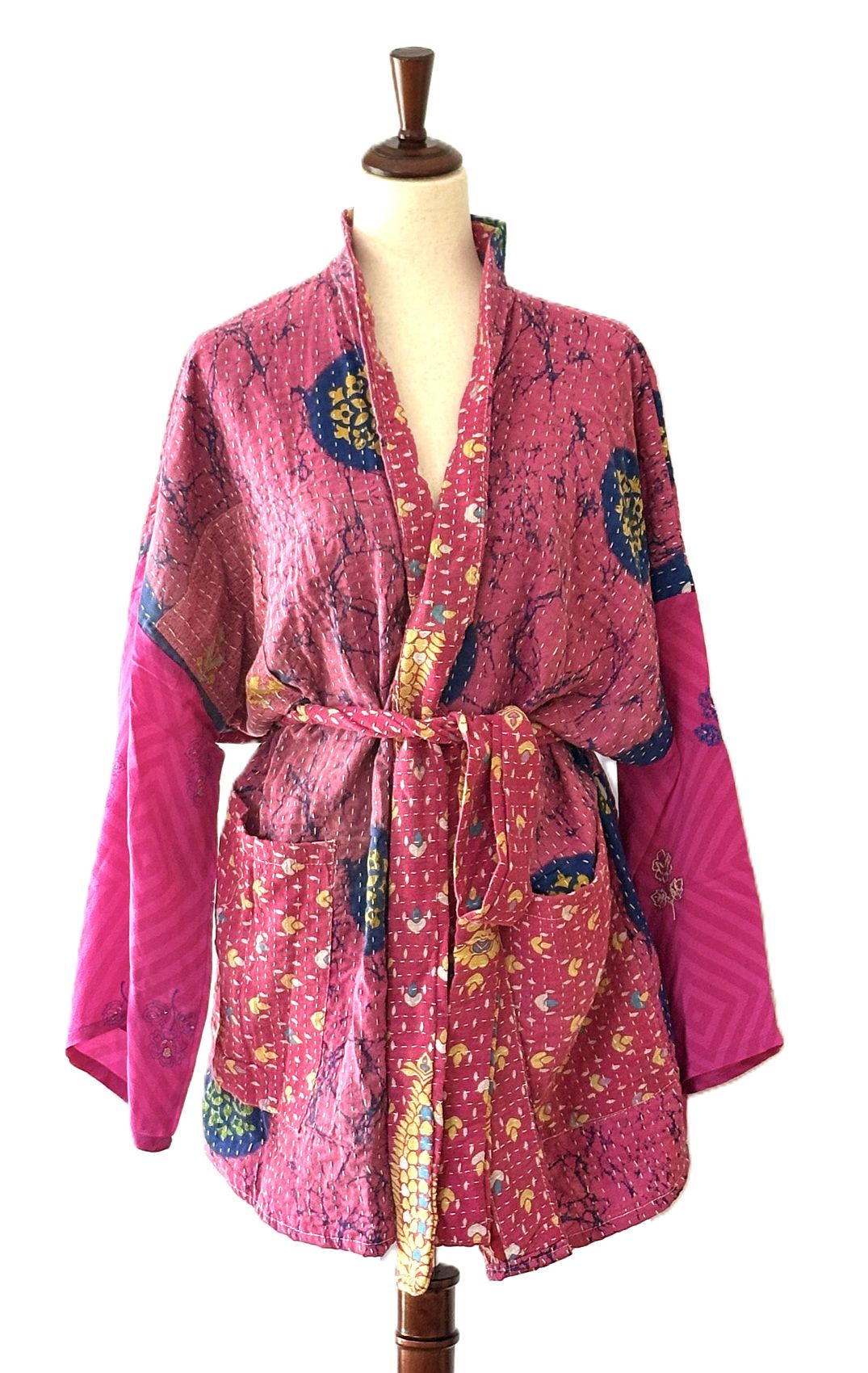 Kantha Bae Pareo Kantha Shortie Majestic Kimono (Pink)