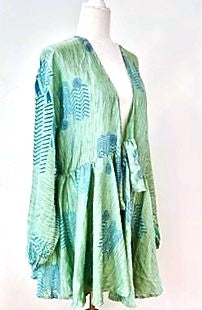 Shortie Kimono Top Is Great For Layering (Mint)