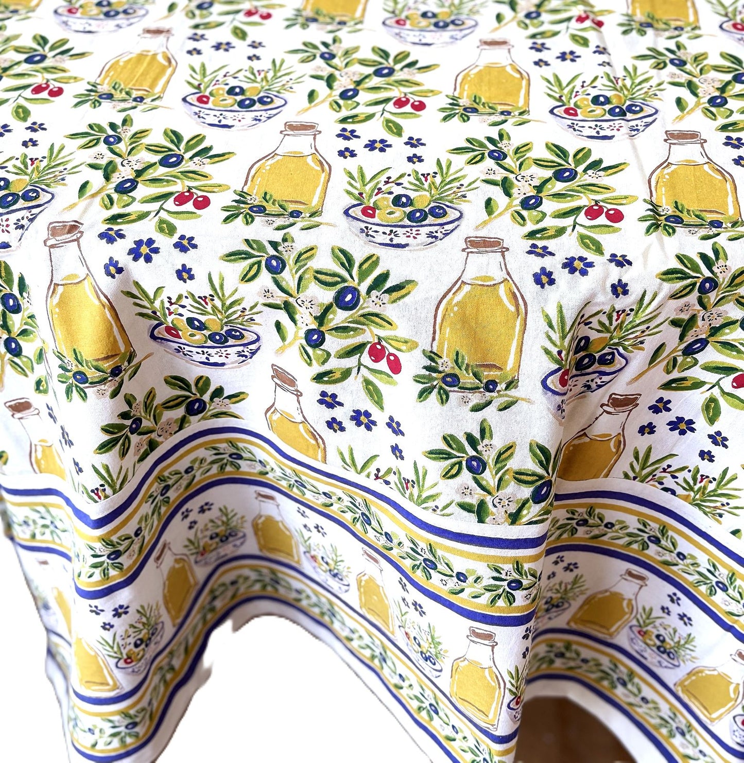 Olive Handscreened Multicolor Tablecloth. (2 Sizes)