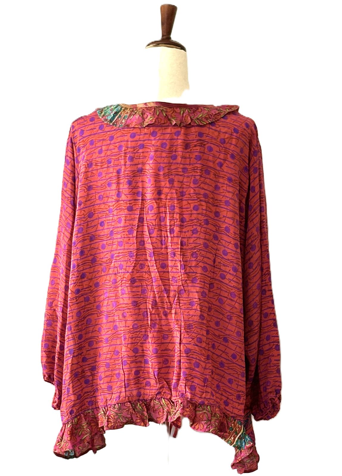 Kantha Bae Crepe Sari Ruffle Daisy Blouse (Fuschia)