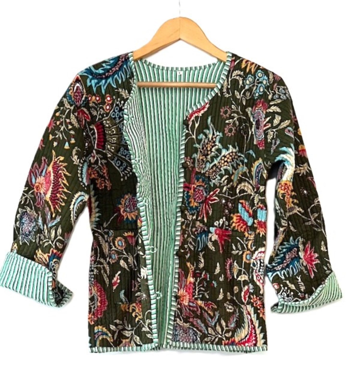 Luxe Reversible Botanical Print Quilted Womens Jacket With Stripe Piping (Green)