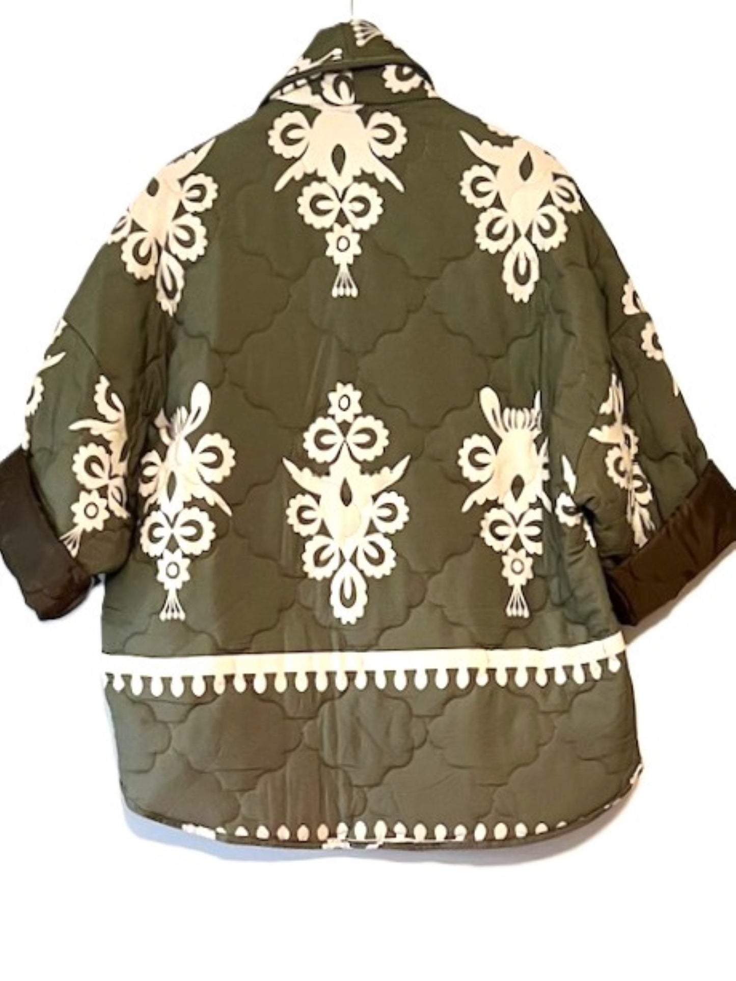 French Designed Quilted Floral Jacket Is Warm And Fashionable. (Available in 3 Colors)