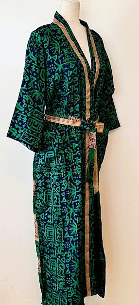 Luxurious Rich Silk Long Kimono Duster. Glamorous (Emerald)