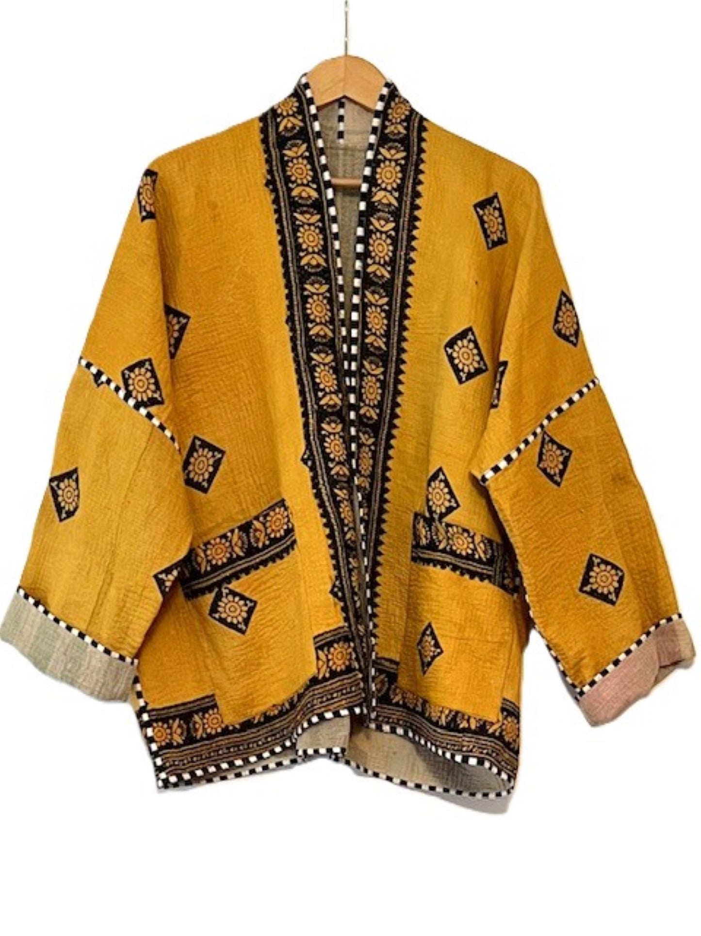Reversible Short Quilted Jacket Is Tailored, Smart and Versatile.(Mustard)