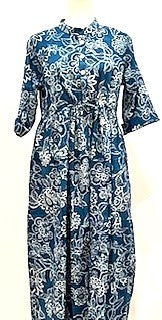 Midi Block Print Dress Is Smart and Tailored (Blue)