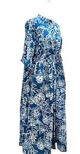 Midi Block Print Dress Is Smart and Tailored (Blue)