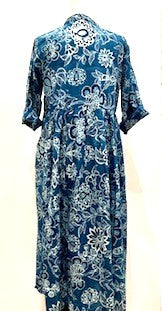 Midi Block Print Dress Is Smart and Tailored (Blue)