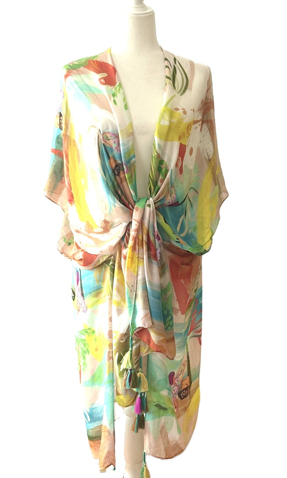 Kimono: Retro Shore Tassel Kimono Hits The Beach.