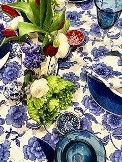 Smart Navy and White Print Table Cloth (60x90). (Megan)