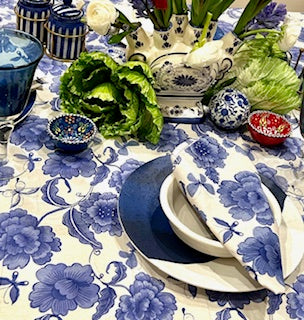 Smart Navy and White Print Table Cloth (60x90). (Megan)