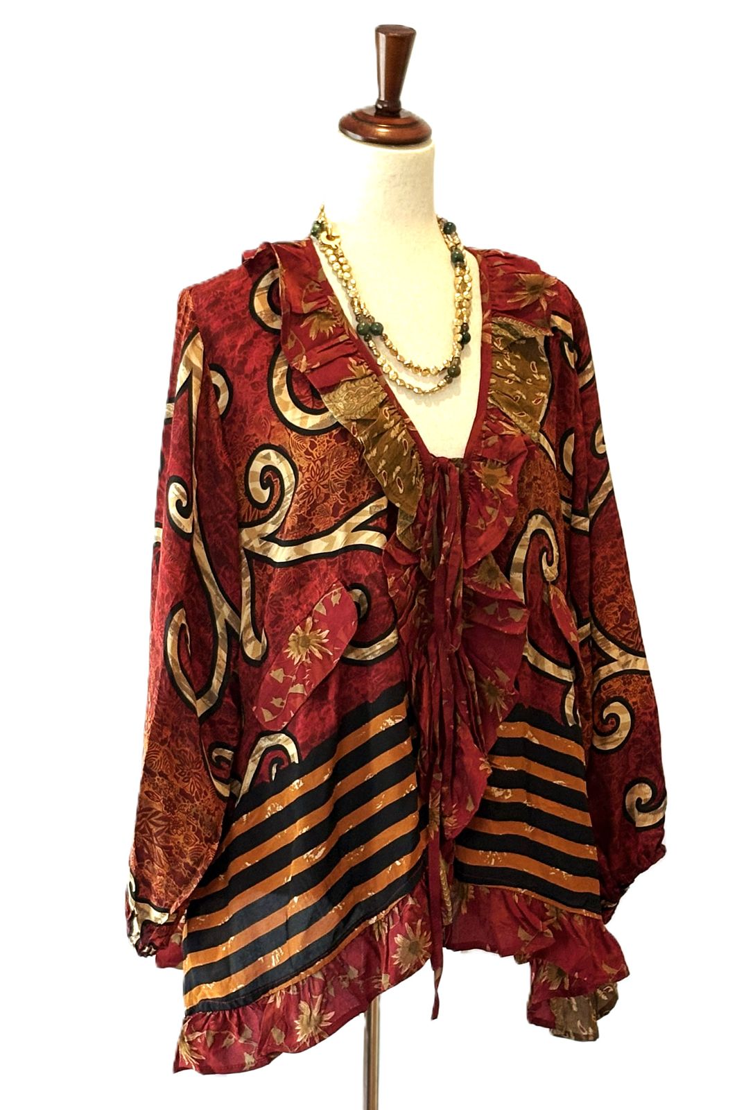 Kantha Bae Crepe Sari Ruffle Daisy Blouse (Wine)