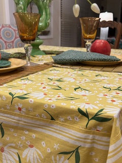 Sunny Daisy Hand Screen Printed Table Cloth (60x90). (Daisy)