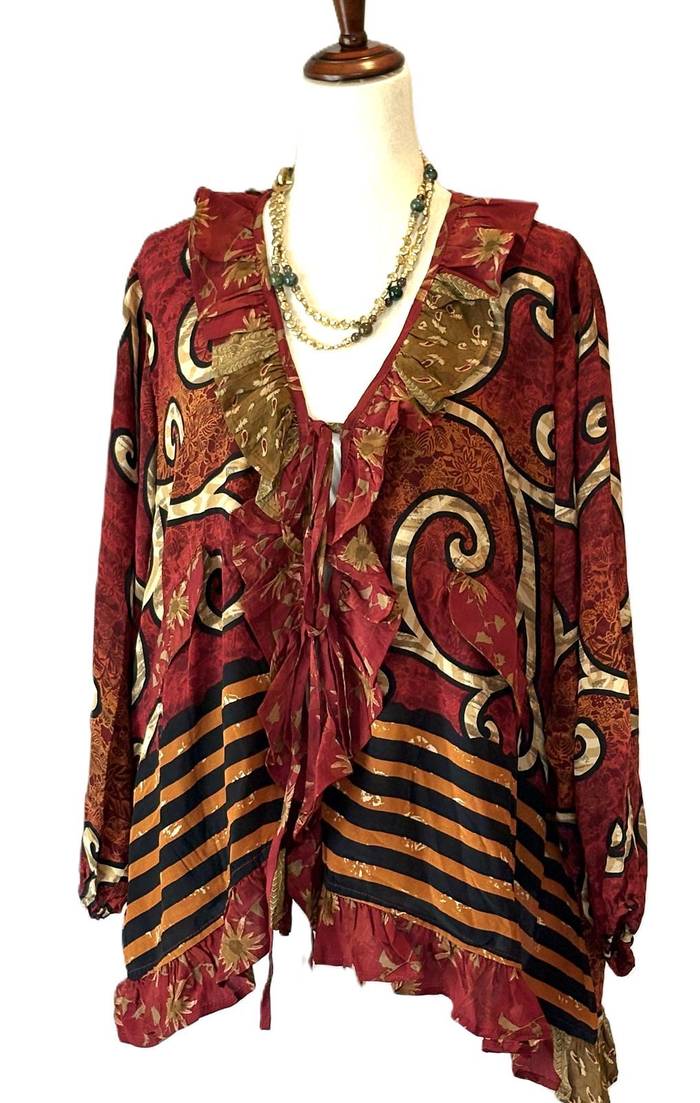 Kantha Bae Crepe Sari Ruffle Daisy Blouse (Wine)