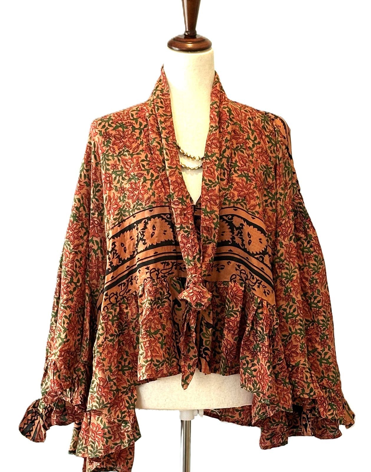 Kantha Bae Crepe Sari Wid Rose Romantic Top  (Gypsy)