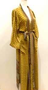 Silk Kimono Duster In a Tailored Print (Gold/Bronze)