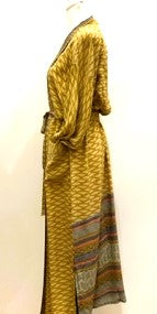 Silk Kimono Duster In a Tailored Print (Gold/Bronze)